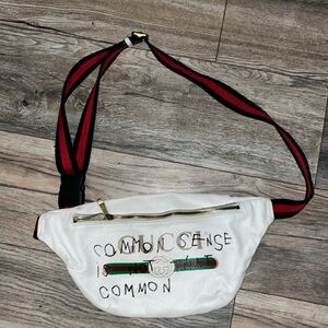 Gucci cross pouch